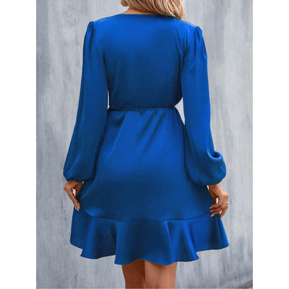 Damklänning – Omlottmodell – Satin – Lång Ärm – Asymmetrisk Fåll