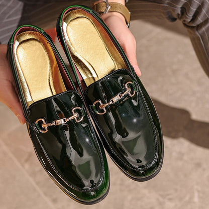 Herrloafers – Slip-on – Blank finish – Metallspänne – Elegant passform – Festklädsel