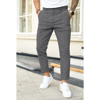 Herrbyxa – Slim Fit – Ankellång – Dubbla Pressveck – Andningsbart Tyg – Bälteshällor
