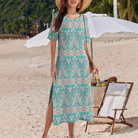 Damklänning maxi – avslappnad passform – blommigt tryck – luftigt material – slitsar