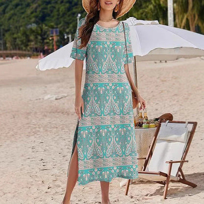 Damklänning maxi – avslappnad passform – blommigt tryck – luftigt material – slitsar