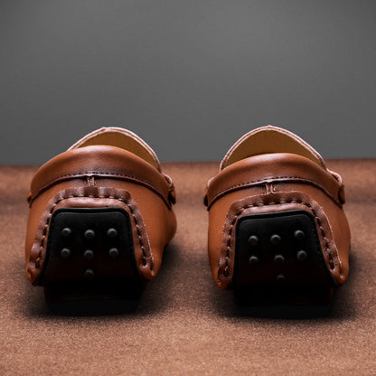Herrloafers – Slip-on passform – Metallspänne – Rund tå – Mönstrad sula