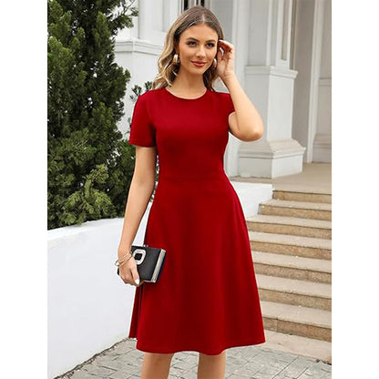 Damklänning – Figursydd A-linjeform – Kort ärm – Rund hals – Knälång Elegant