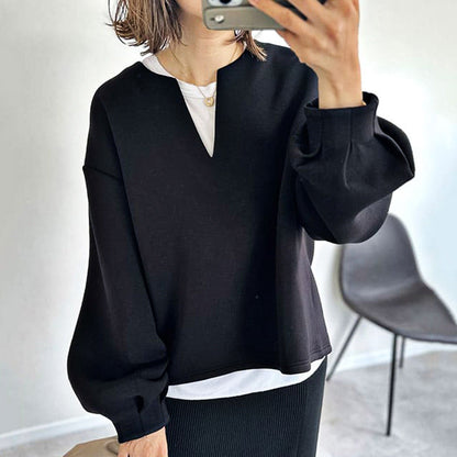 Damtop med lång ärm – Oversized passform – Ballongärm – Andningsbart tyg – V-ringning