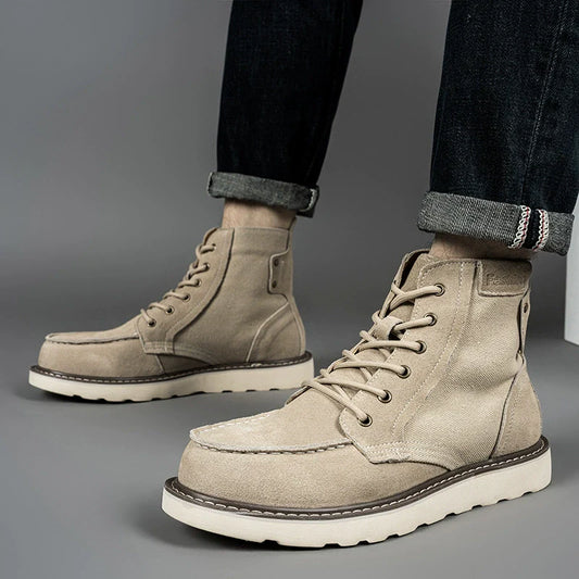 Herrboots – Mokasinssöm – Snörning – Mjukt material – Vadderad Krage – Greppsula