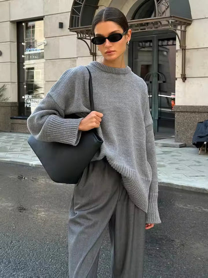 Damtröja – Oversize Passform – Mjuk Stickad Ullmix – Vid Hals – Långa Ärmar