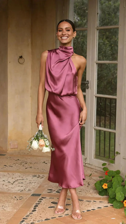 Klänning för Dam - One-Shoulder Asymmetrisk Design - Elegant Satinfinish - Midi-Längd