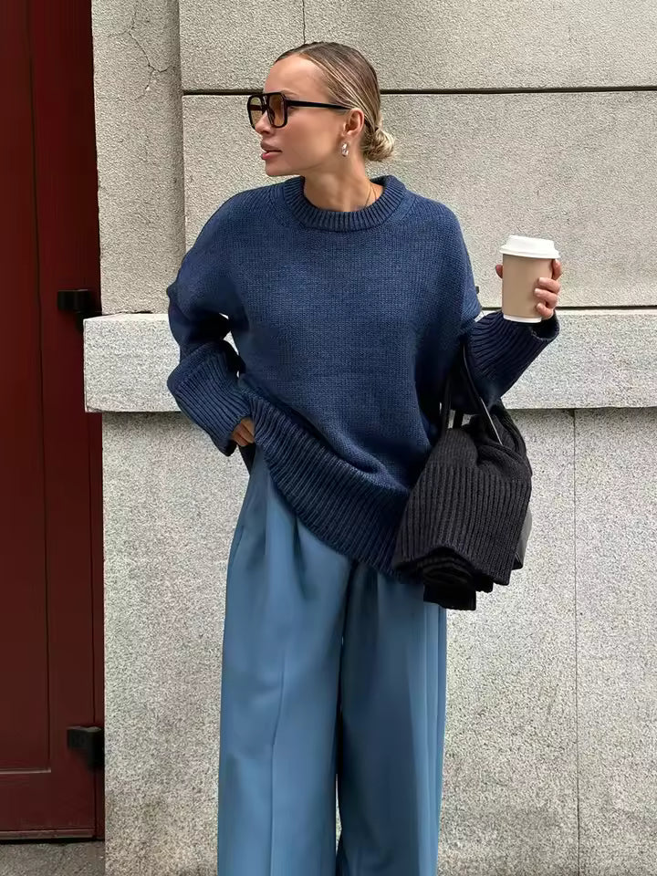 Damtröja – Oversize Passform – Mjuk Stickad Ullmix – Vid Hals – Långa Ärmar