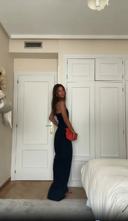 Dam Jumpsuit - Axelbandslös - Vida Ben - Elegant & Stilren Design