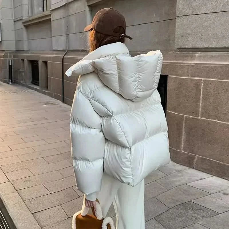 Trendig och isolerande Cozy Luxe Puffer Jacket med hög halsdesign för kvinnor