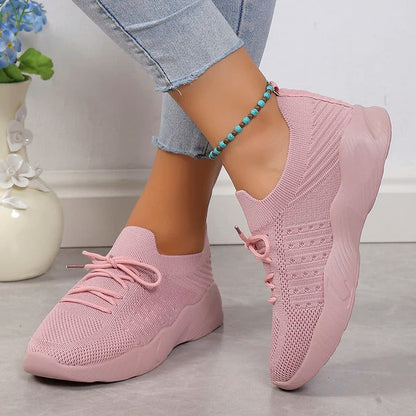 Dam Sneakers – Slip-on Modell – Mjukstickad Ovandel – Dämpad Sula – Lätt och Smidig