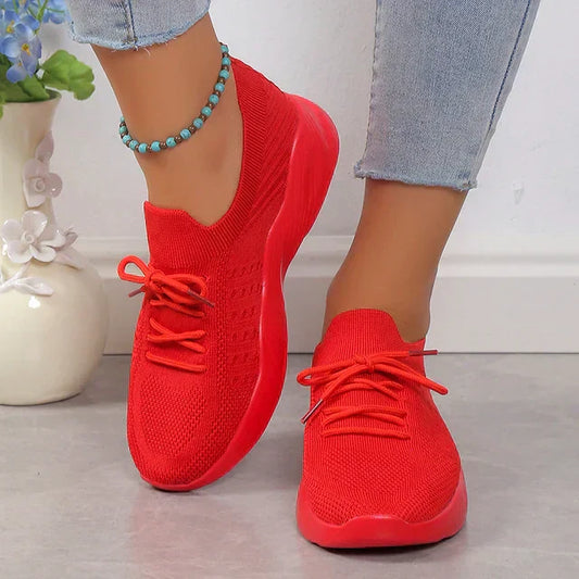 Dam Sneakers – Slip-on Modell – Mjukstickad Ovandel – Dämpad Sula – Lätt och Smidig