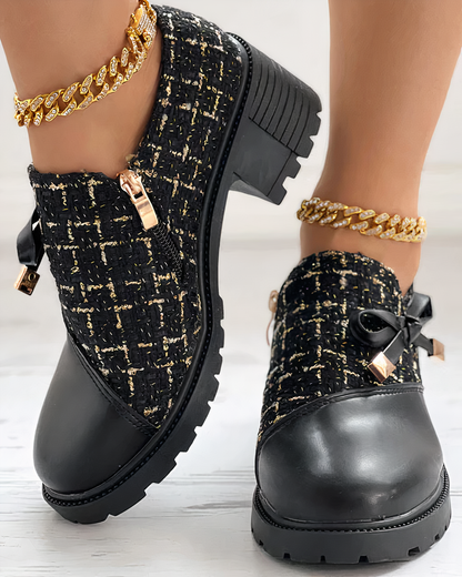 Damstövletter – Chunky Klack – Vävd Ovandel – Rund Tå – Sidodragkedja – Rosdetalj