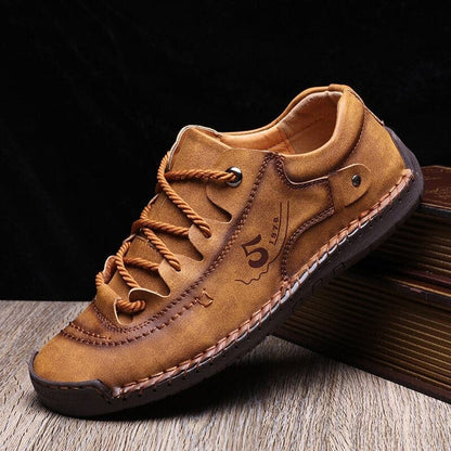 Herr Sneakers - Låg Modell - Snörning - Mockaliknande Material - Greppvänlig Sula