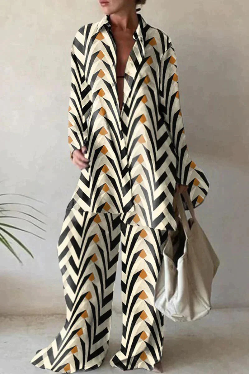 Dams Set – Oversized Skjorta & Vida Byxor – Abstrakt Mönster – Luftigt & Bekvämt