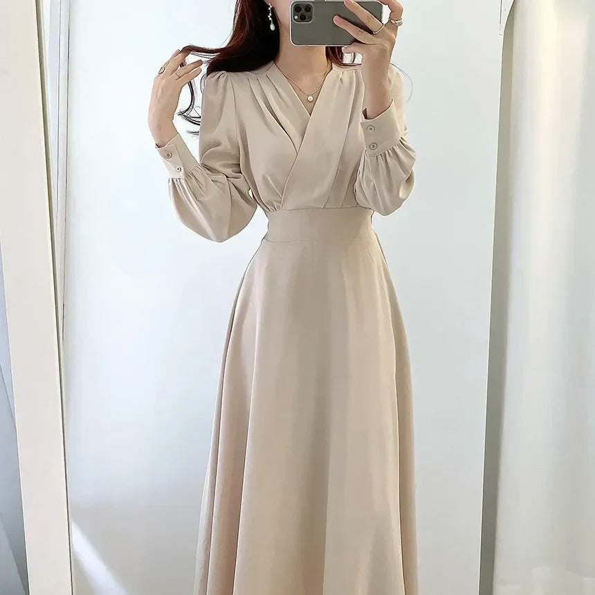 Klänning för Dam - Långärmad Maxi - V-ringning Omlottdesign - Elegant Midjeband