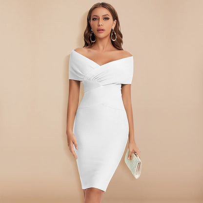 Damklänning – Off-Shoulder – Figurnära Passform – Knälång – Elegant Festklänning