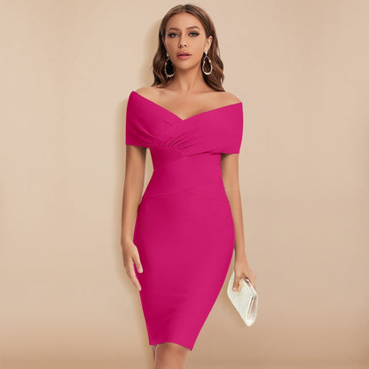 Damklänning – Off-Shoulder – Figurnära Passform – Knälång – Elegant Festklänning