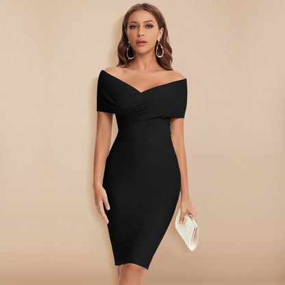 Damklänning – Off-Shoulder – Figurnära Passform – Knälång – Elegant Festklänning