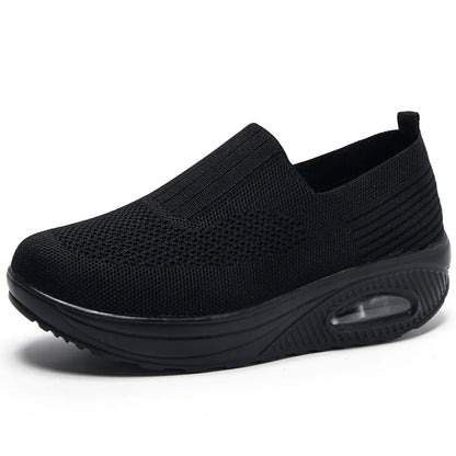 Slip-on komfortsneakers för kvinnor - ventilerande meshdesign - platåsula