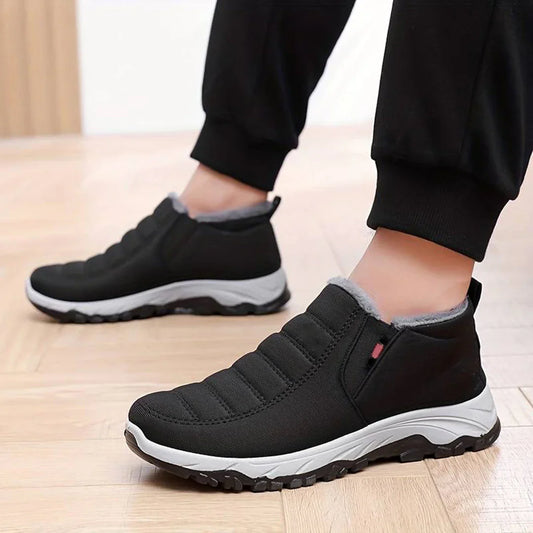 Herr slip-on skor – låg modell – vadderad sula – quiltad ovandel – andningsbar passform