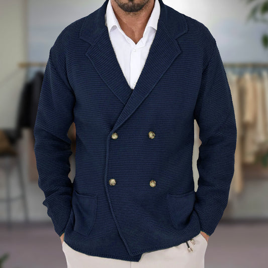 Herrkofta – Texturerad Stickning – Regular Fit – Kavajstil – Dubbeknäppt Design
