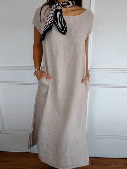 Damklänning midi – avslappnad passform – kort ärm – rund hals – andningsbart tyg