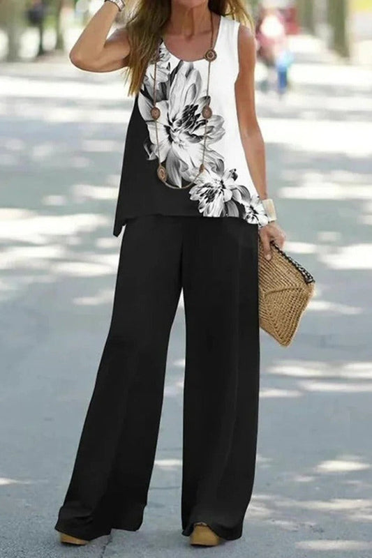 Damset i två delar – Avslappnad Passform – Rund Hals – Blommigt Mönster – Knappdetaljer – Andningsbar Textil