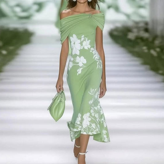 Damklänning midi – off shoulder – markerad midja – blommigt mönster – luftig kvalitet