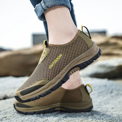 Herr Sneakers - Andningsbar Mesh - Halksäker Gummisula - Slip-on för Utomhusaktiviteter
