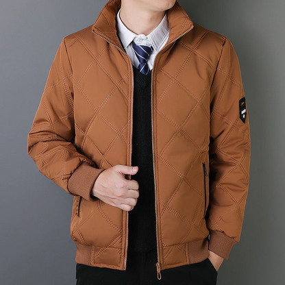 Herrjacka Quiltad – Regular fit – Ståkrage – Dragkedja – Ribbad mudd – Isolerad