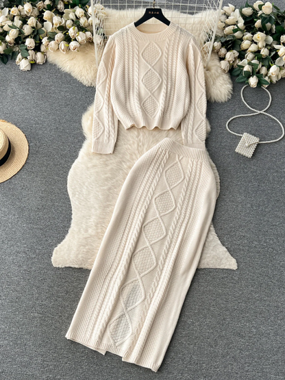 DamSet med Stickad Kjol – Ullkänsla – Kabelstickat – Slim Fit MidiKjol – Avslappnad Topp