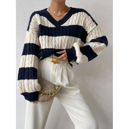 Damtröja – Oversized Passform – Kabelstickad – V-ringning – Långärmad – Randig