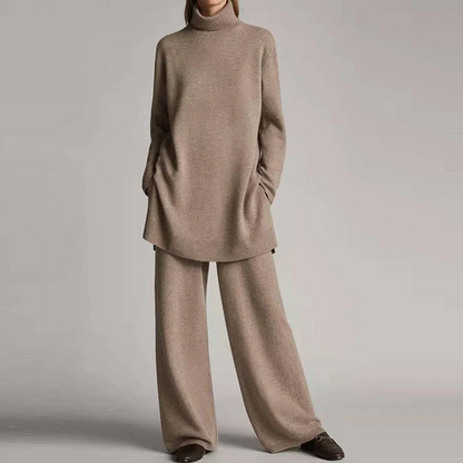 Dam Loungewear Set – Stickad Textur – Oversize Topp – Vida Byxor – Polokrage