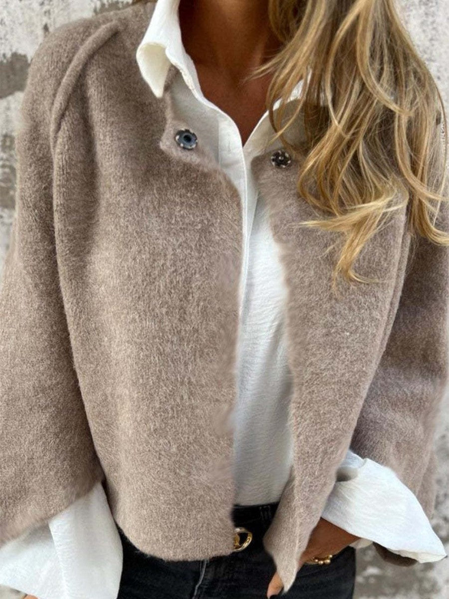 Damkappa – Ull – Avslappnad Passform – Rund Hals – Lång Ärmlängd – Knäppning Fram