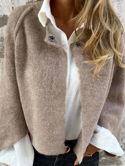 Damkappa – Ull – Avslappnad Passform – Rund Hals – Lång Ärmlängd – Knäppning Fram