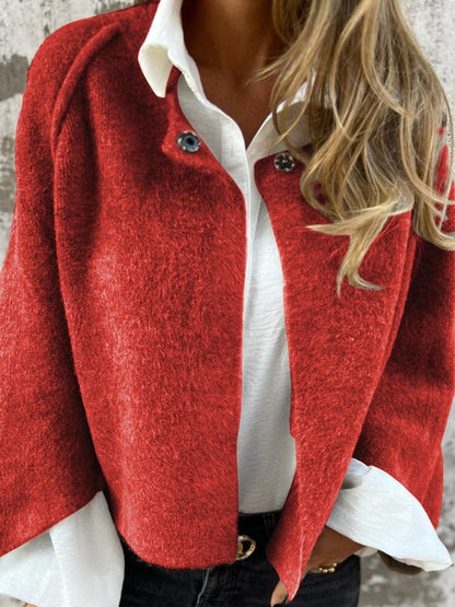 Damkappa – Ull – Avslappnad Passform – Rund Hals – Lång Ärmlängd – Knäppning Fram