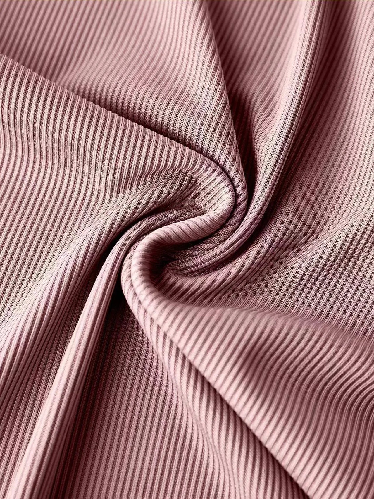 Damtopp Jumpsuit – Ärmlös med Smala Axelband – V-ringning – Vida Ben – Elegant Passform