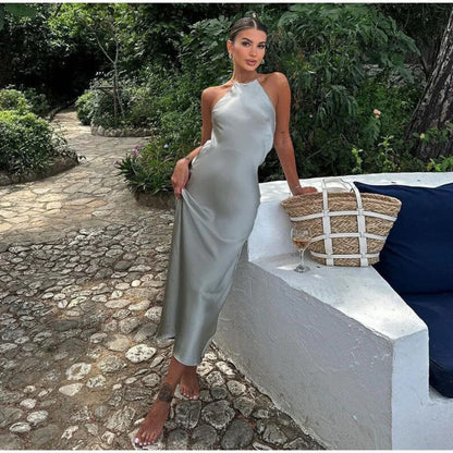 Damklänning – Halterneck – Satäng – Figurnära Passform – Ankellång Elegant Fest