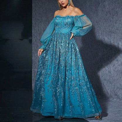 Damklänning för fest – Off shoulder – Broderad liv – Skira ärmar – Hellång kjol