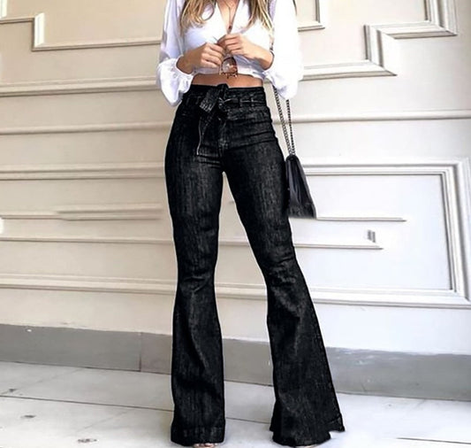 Dam Jeans med Utsvängda Ben – Hög Midja – Knytning – Figurnära Passform – Hellång Denim