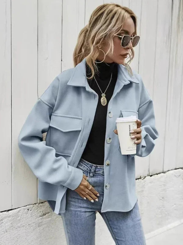 Damkappa – Ull – Oversized Passform – Knäppning Fram – Avslappnad Stil