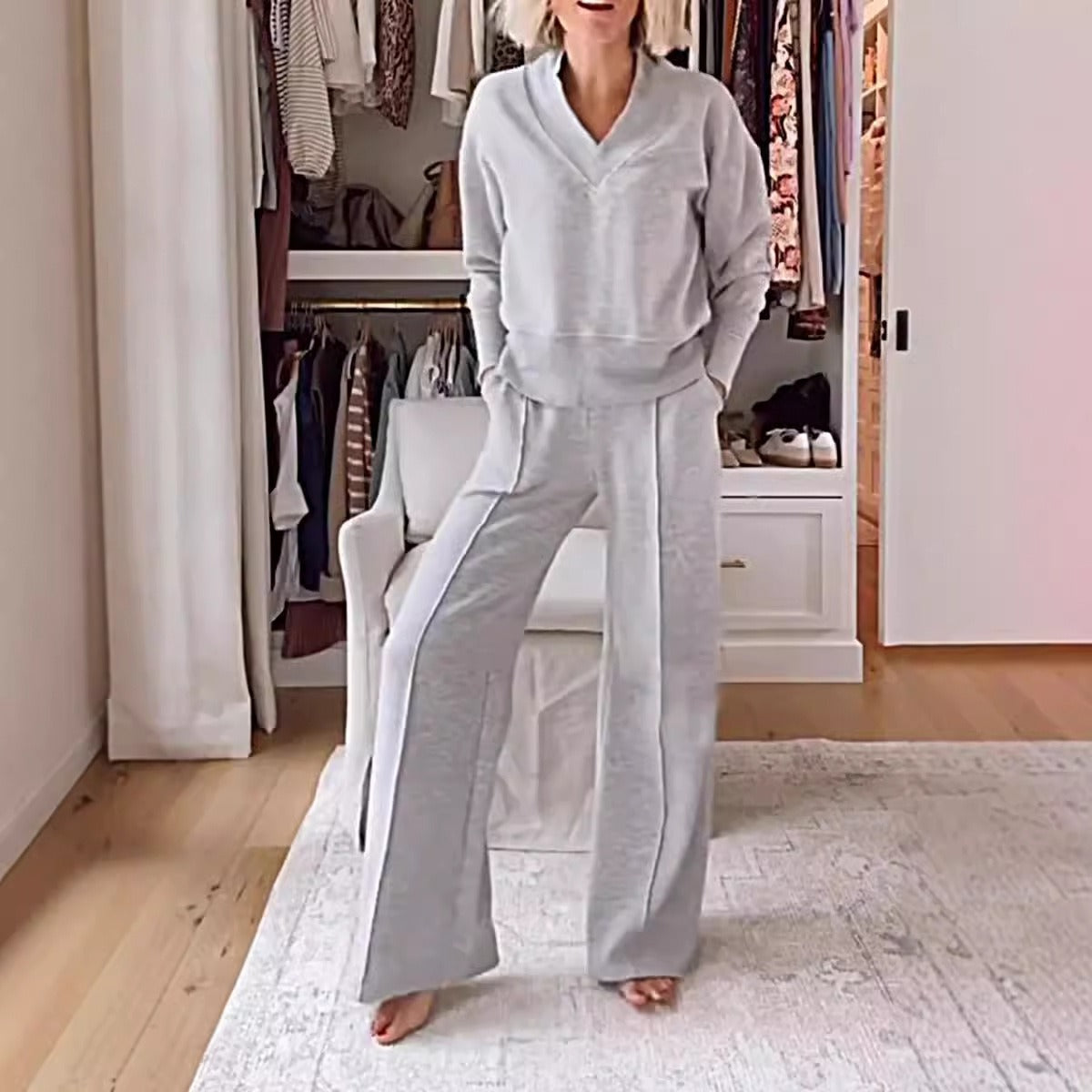 Damset med långärmad V-ringad topp – Vida byxor med hög midja – Avslappnad passform