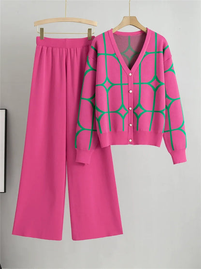 Damset i stickat – V-ringad kofta med mönster – Höga vida byxor – Avslappnad passform