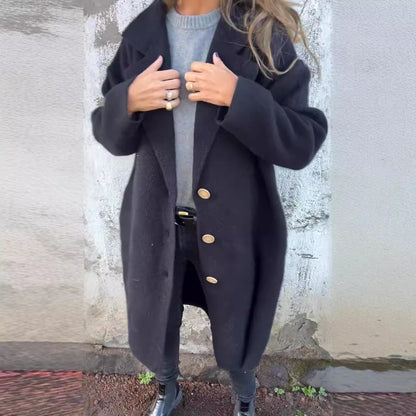 Damkappa – Ull – Oversized Passform – Knäppning Fram – Medellång med Slagkrage