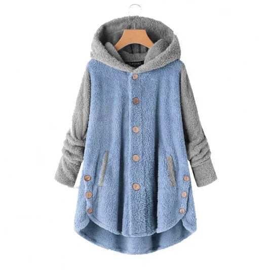 Dam Hooded Kappa – Oversized Passform – Fuzzy Fleece – Knäppning – Asymmetrisk Fåll