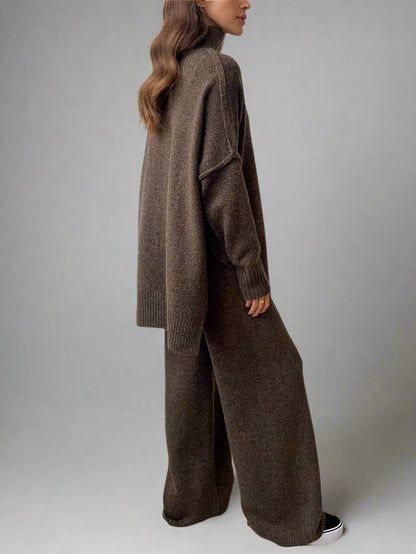 Dam Lounge Set – Mjukstickad Oversized Passform – Polokrage – Vida Byxor