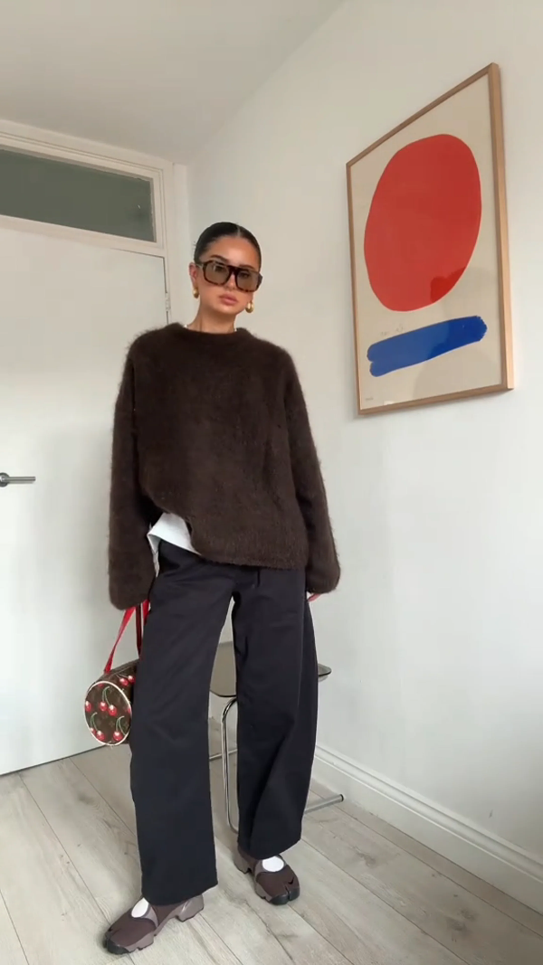 Damtröja – Mohairmix – Oversize Passform – Lång Ärmlängd – Rund Halsringning