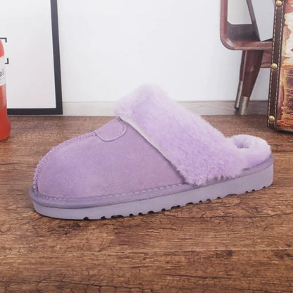 Damtofflor – Slip-inmodell – Ovandel i koskinn – Mjuk fluffig insida – Inomhusbruk