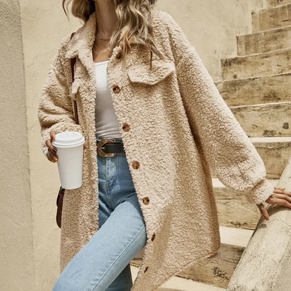 Dam långkappa – Oversized passform – Mjuk textur – Knappar – Bröstfickor